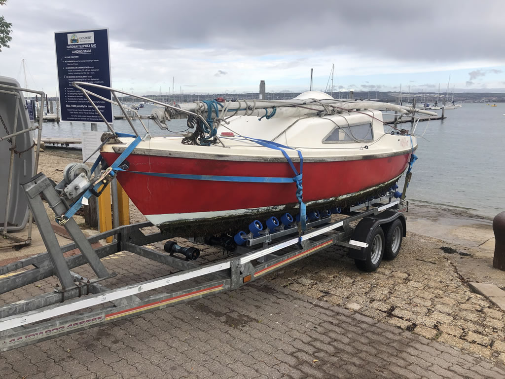 prelude 19 scrap yacht collection on trailer